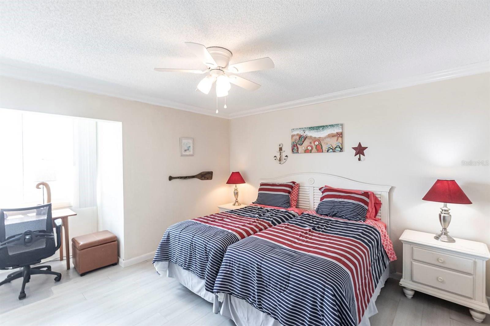 1125 W Peppertree Dr #707 Property Photo 16