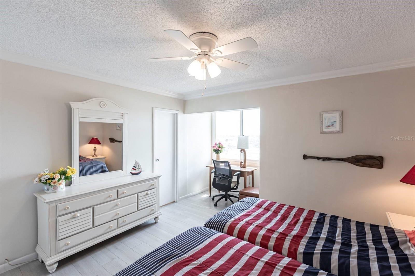 1125 W Peppertree Dr #707 Property Photo 18
