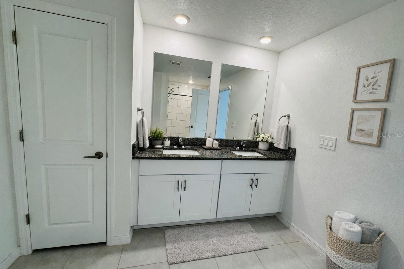 13181 Garnet Raspberry Ave Property Photo 6