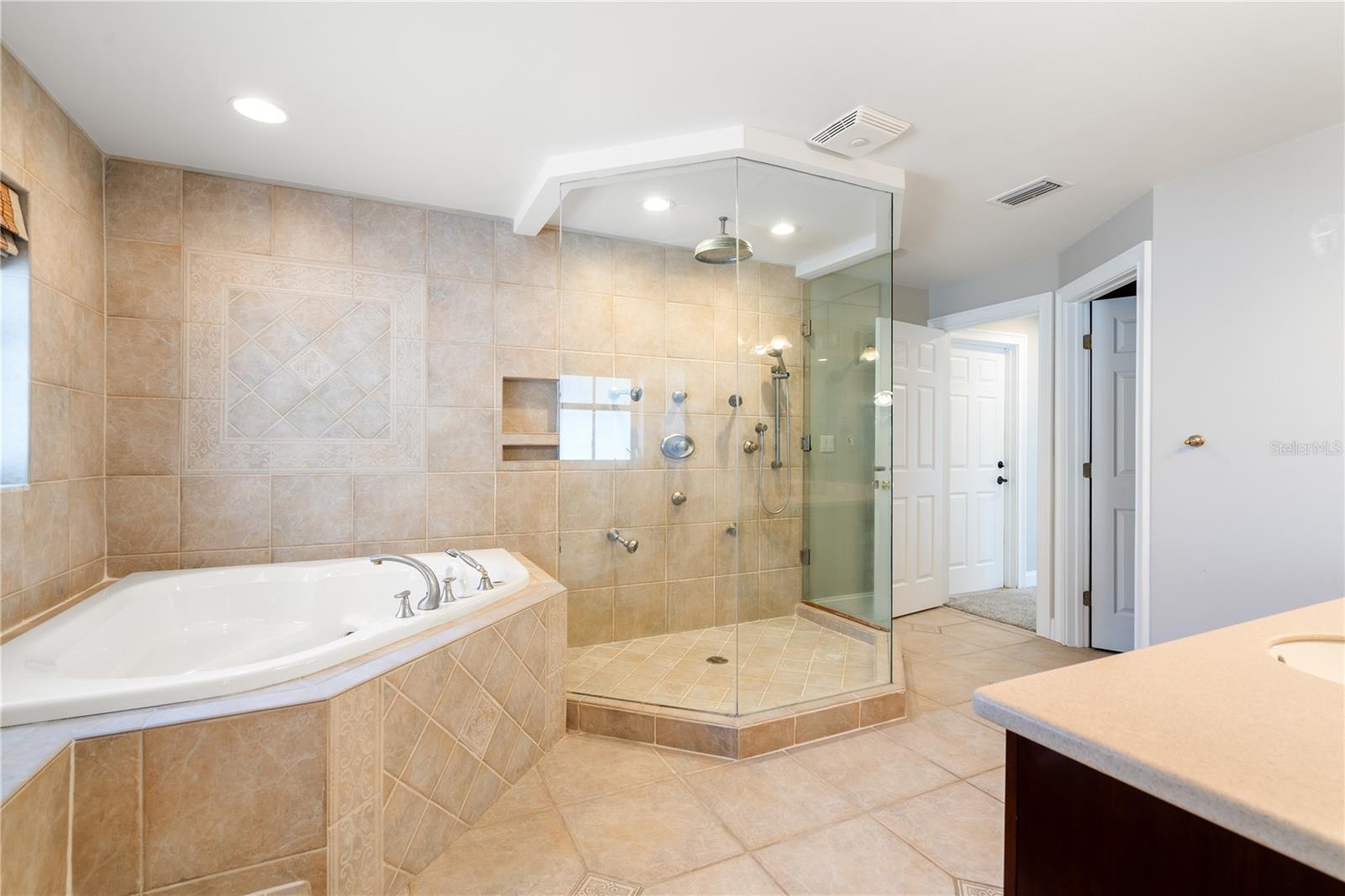 482 Hermosita Dr Property Photo 42