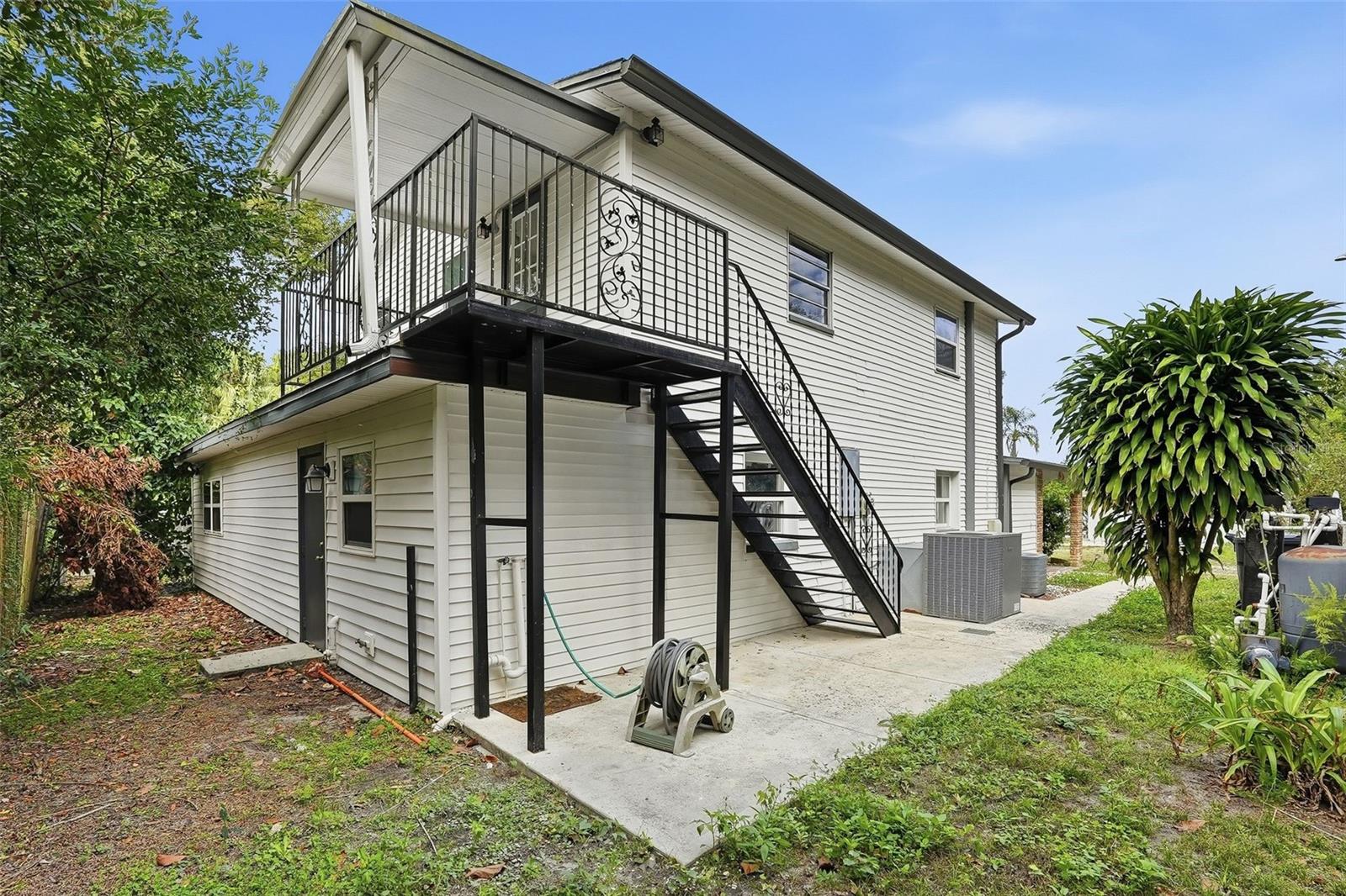 2814 W Humphrey St Property Photo 42