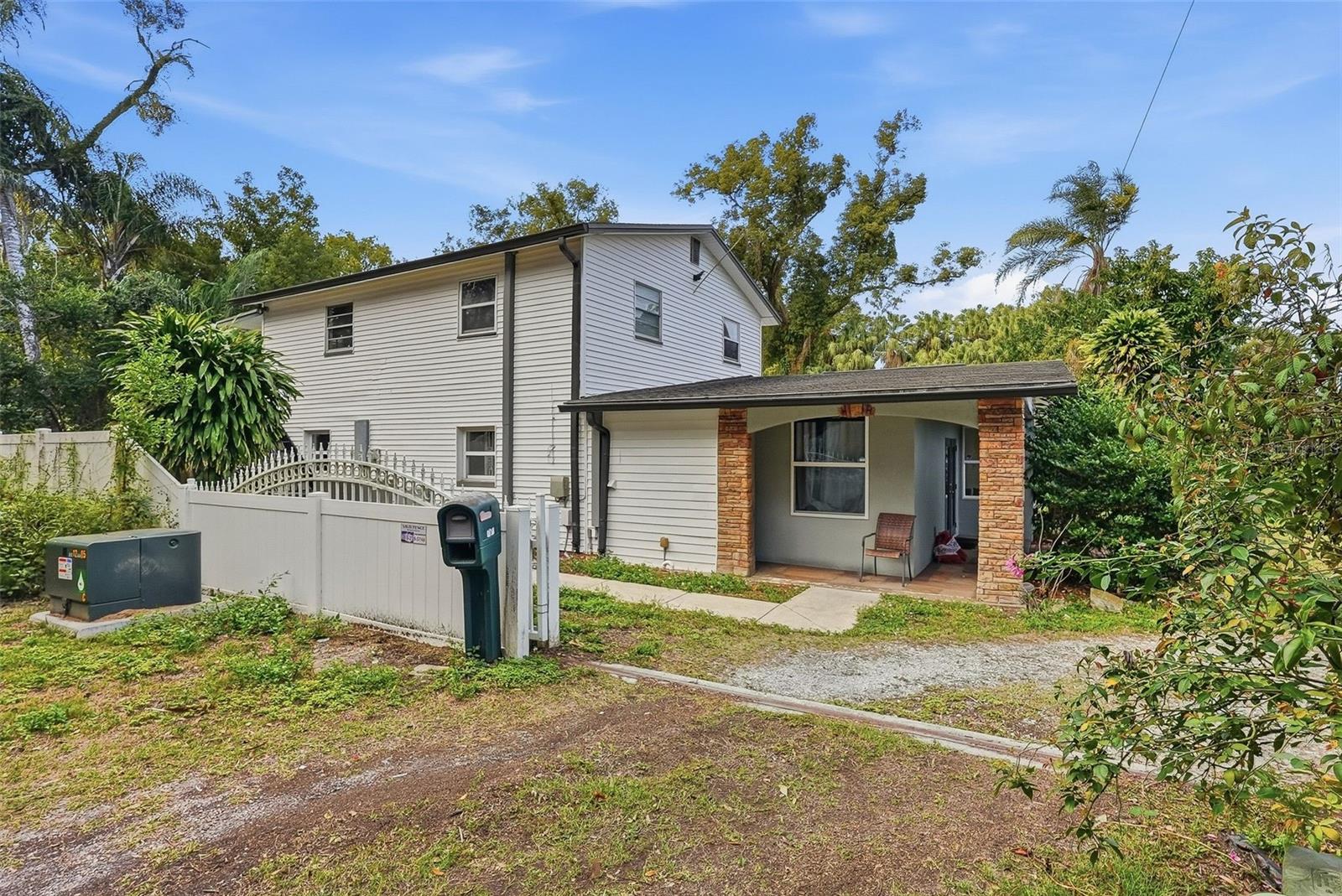 2814 W Humphrey St Property Photo 46
