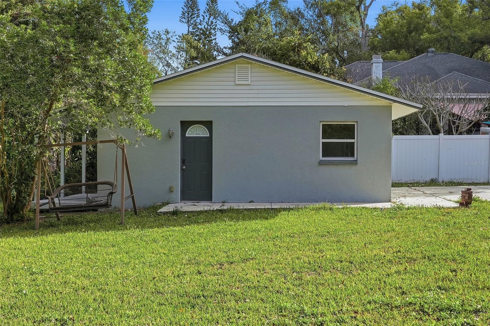 2814 W Humphrey St Property Photo 50