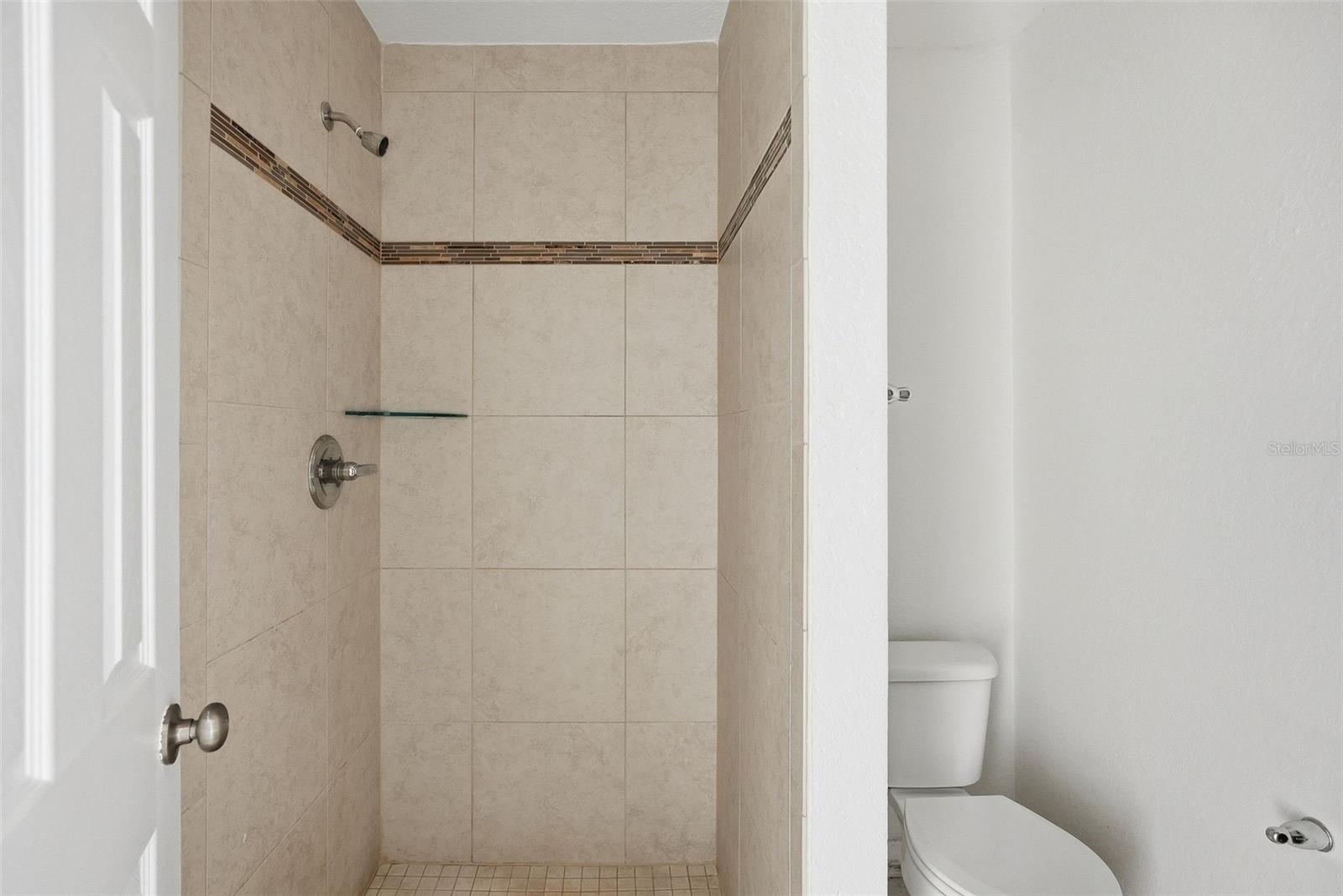 2814 W Humphrey St Property Photo 57
