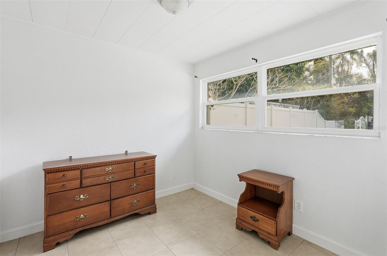 2814 W Humphrey St Property Photo 59