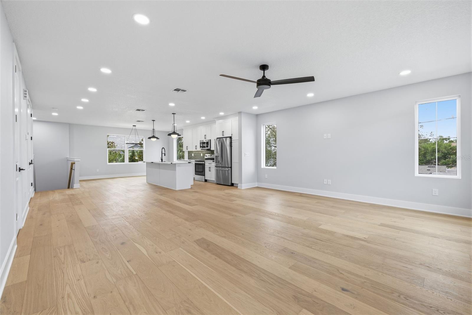 4208 W Carmen St #d Property Photo 20