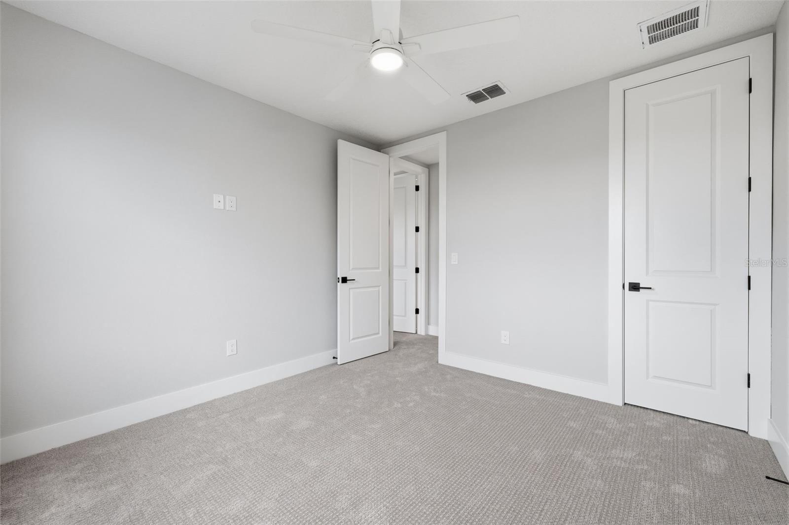 4208 W Carmen St #d Property Photo 27