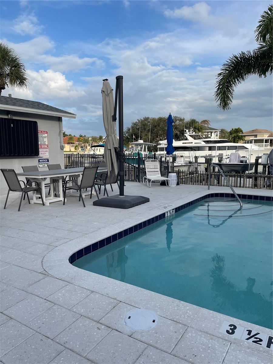 745 Pinellas Bayway S #105 Property Photo 27