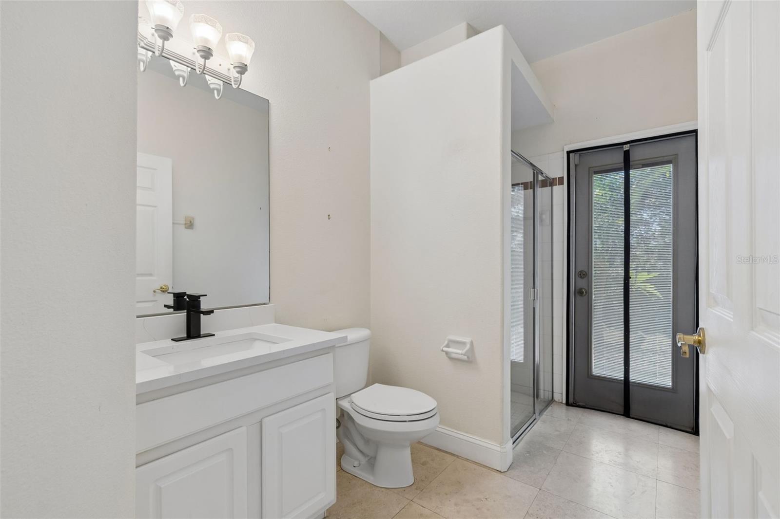 1828 Longview Ln Property Photo 24