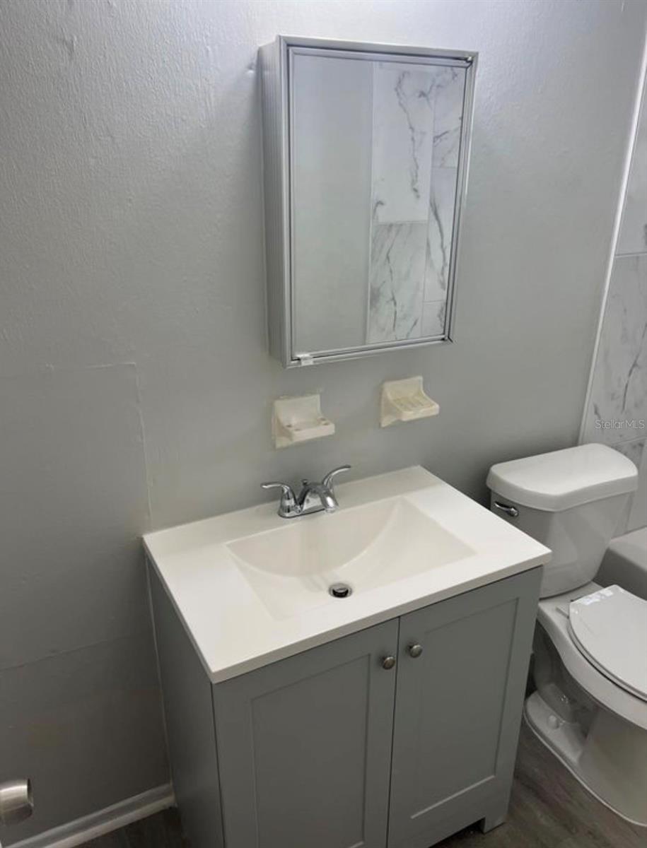 1601 E Marks Dr Property Photo 13