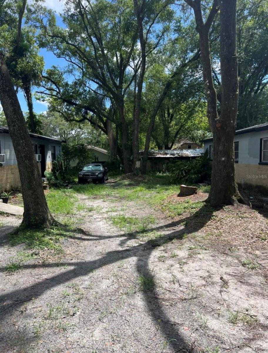 1601 E Marks Dr Property Photo 20