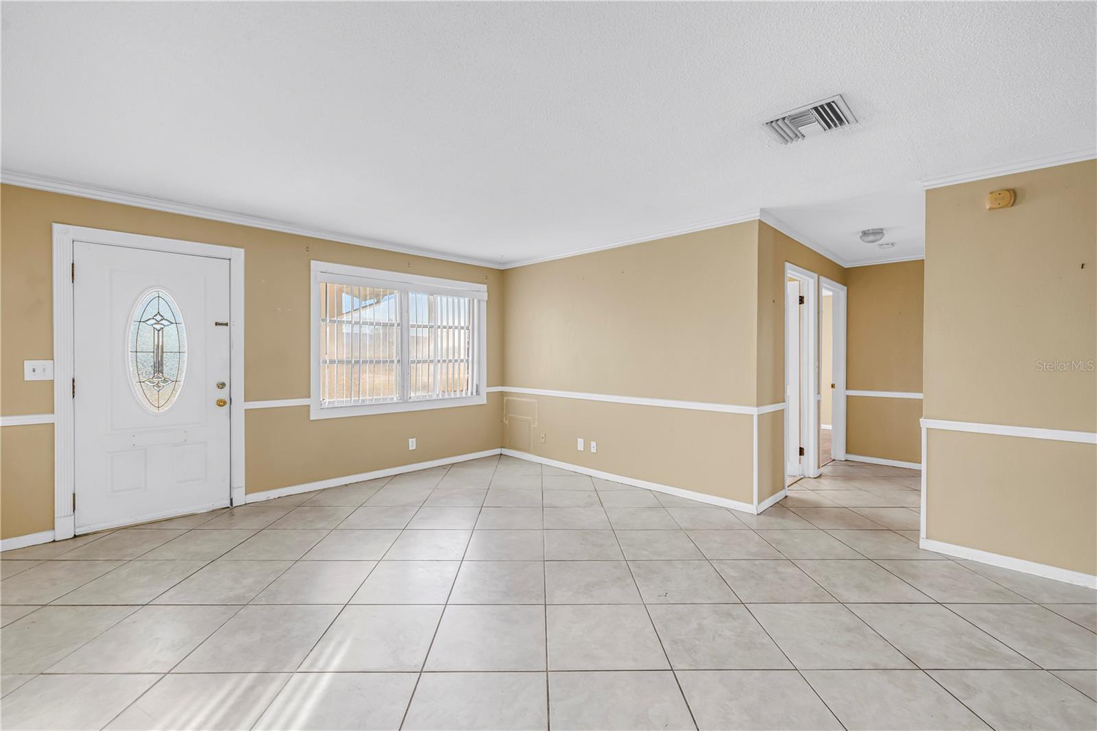 9840 Mainlands Blvd W Property Photo 4
