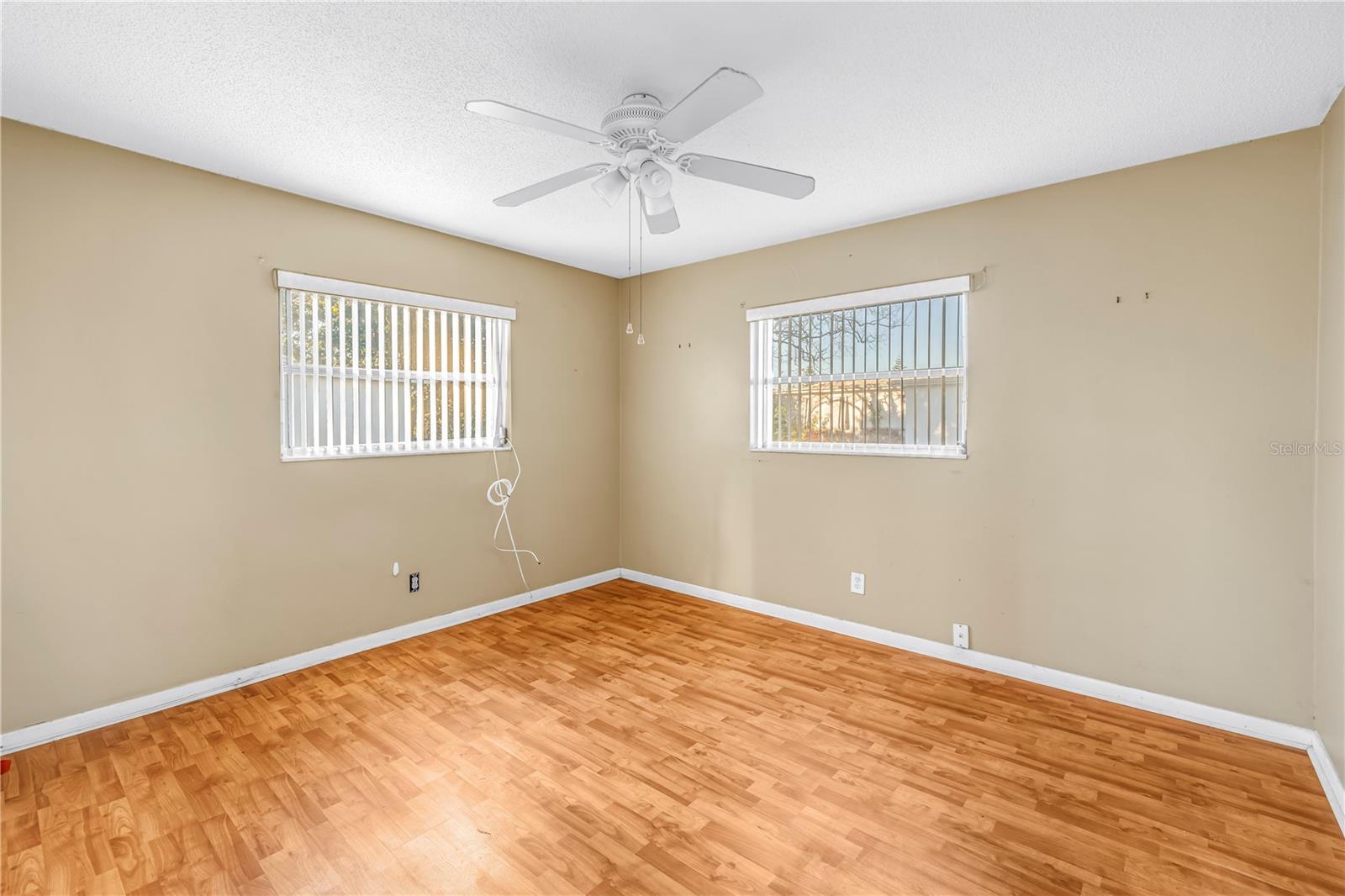 9840 Mainlands Blvd W Property Photo 12