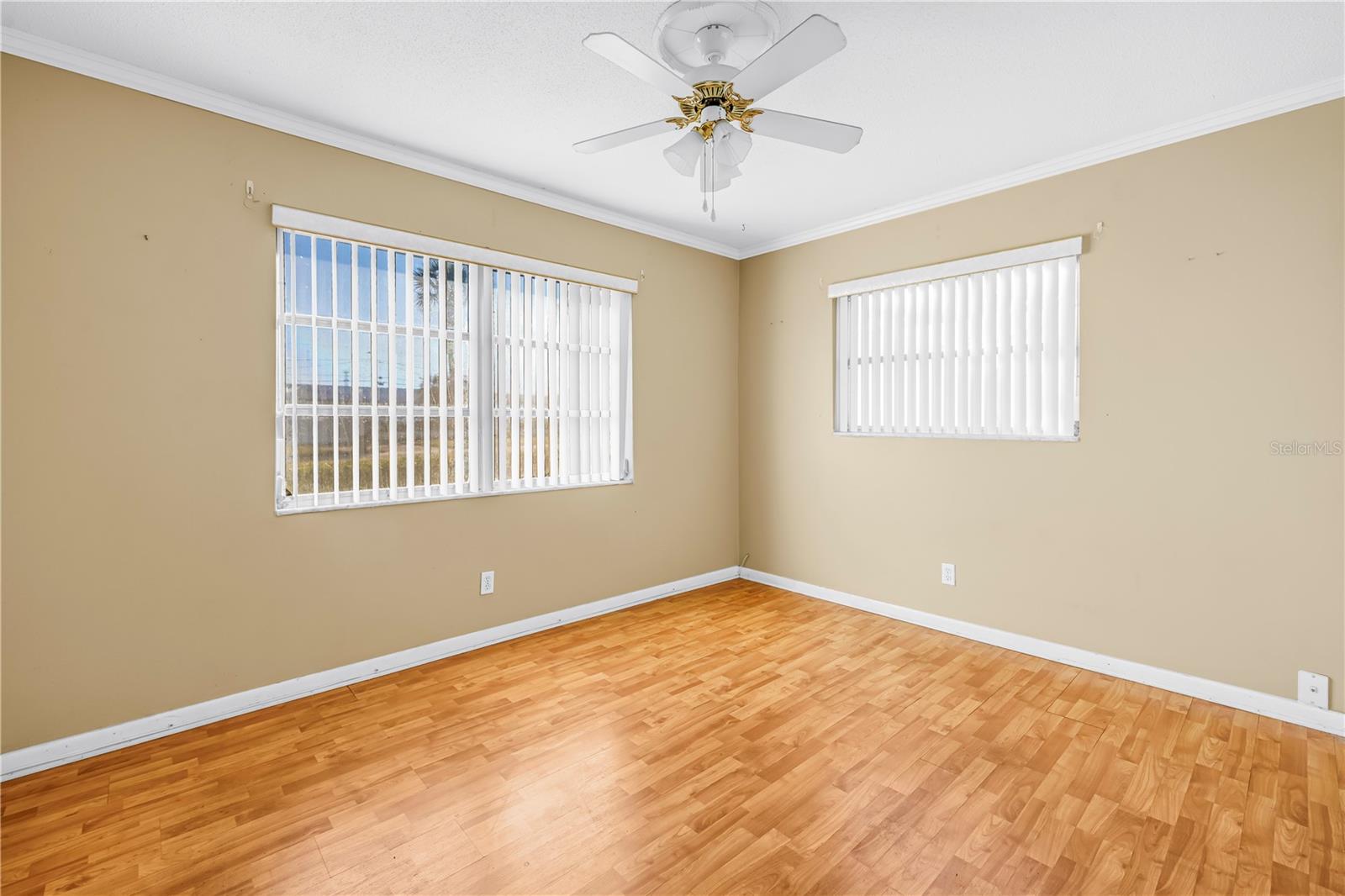 9840 Mainlands Blvd W Property Photo 14