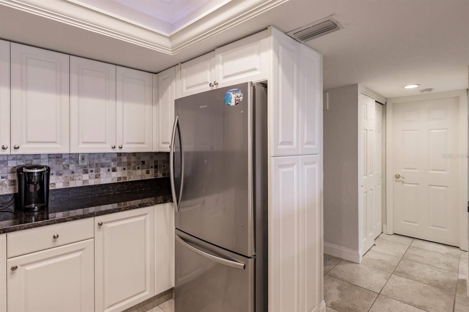 1125 W Peppertree Dr #605 Property Photo 12