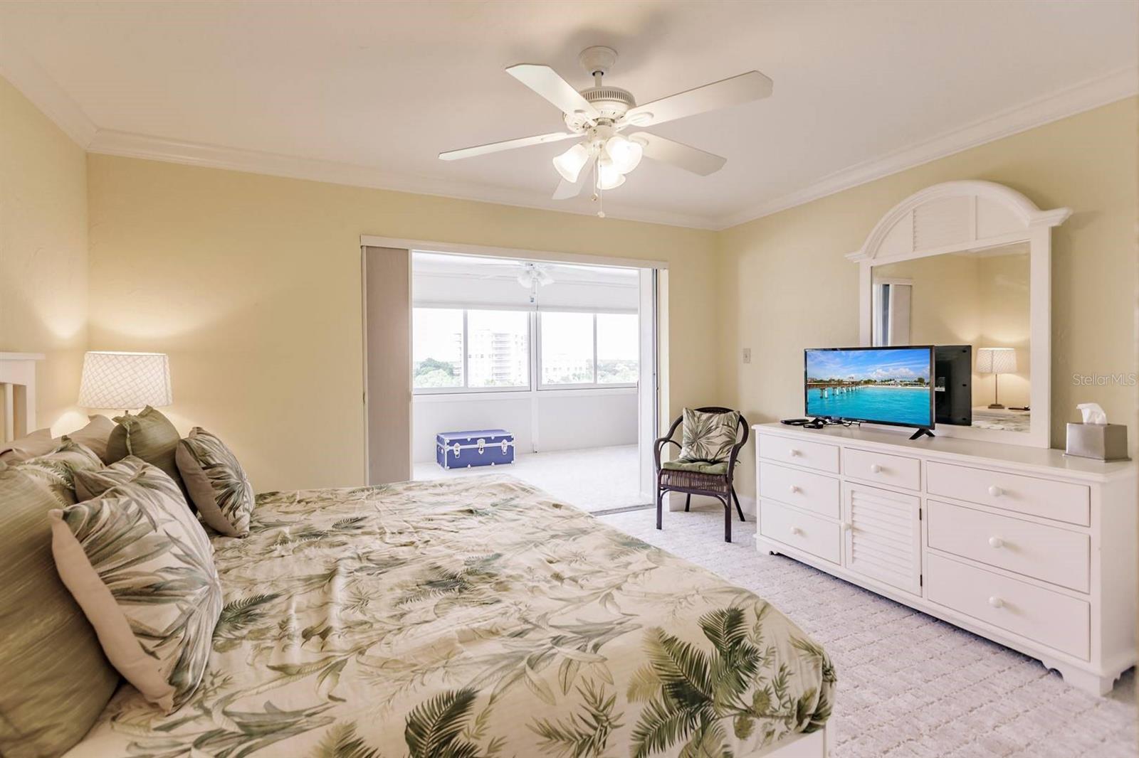 1125 W Peppertree Dr #605 Property Photo 15