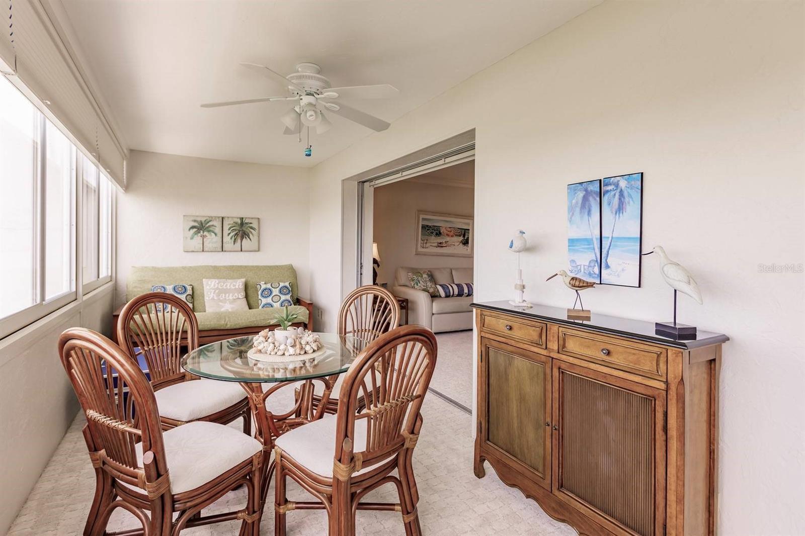 1125 W Peppertree Dr #605 Property Photo 29