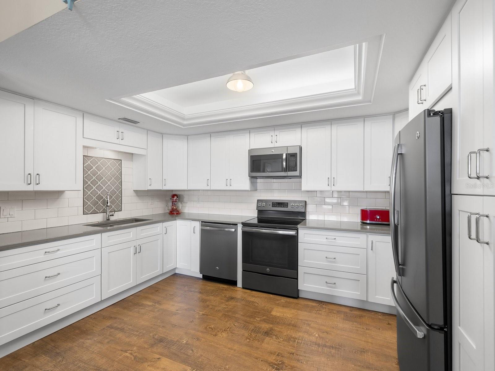 4 Belleview Blvd #804 Property Photo 7
