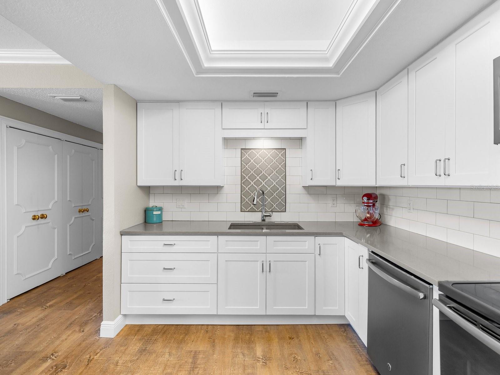 4 Belleview Blvd #804 Property Photo 8