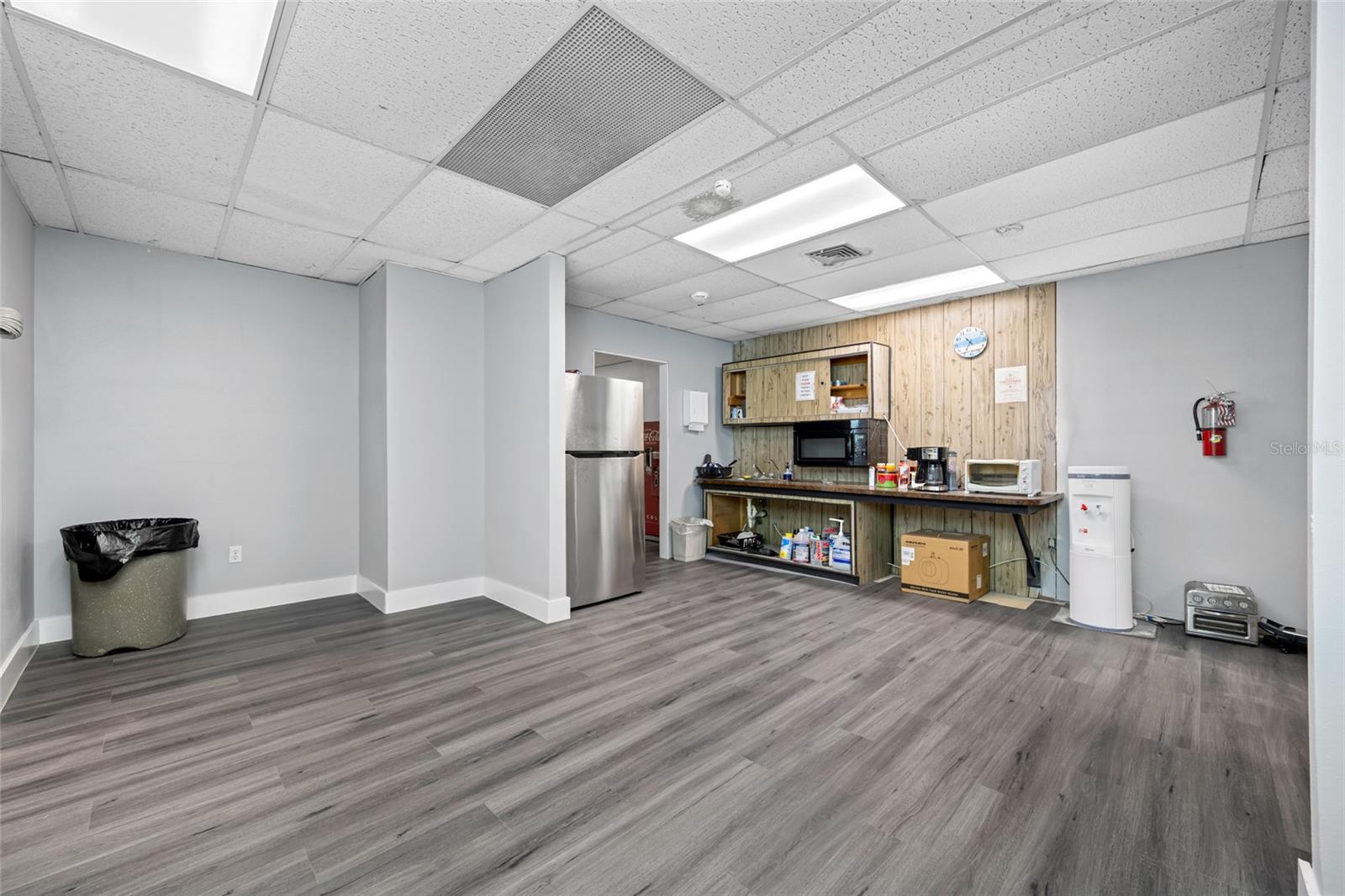 TB8466143 Property Photo 40