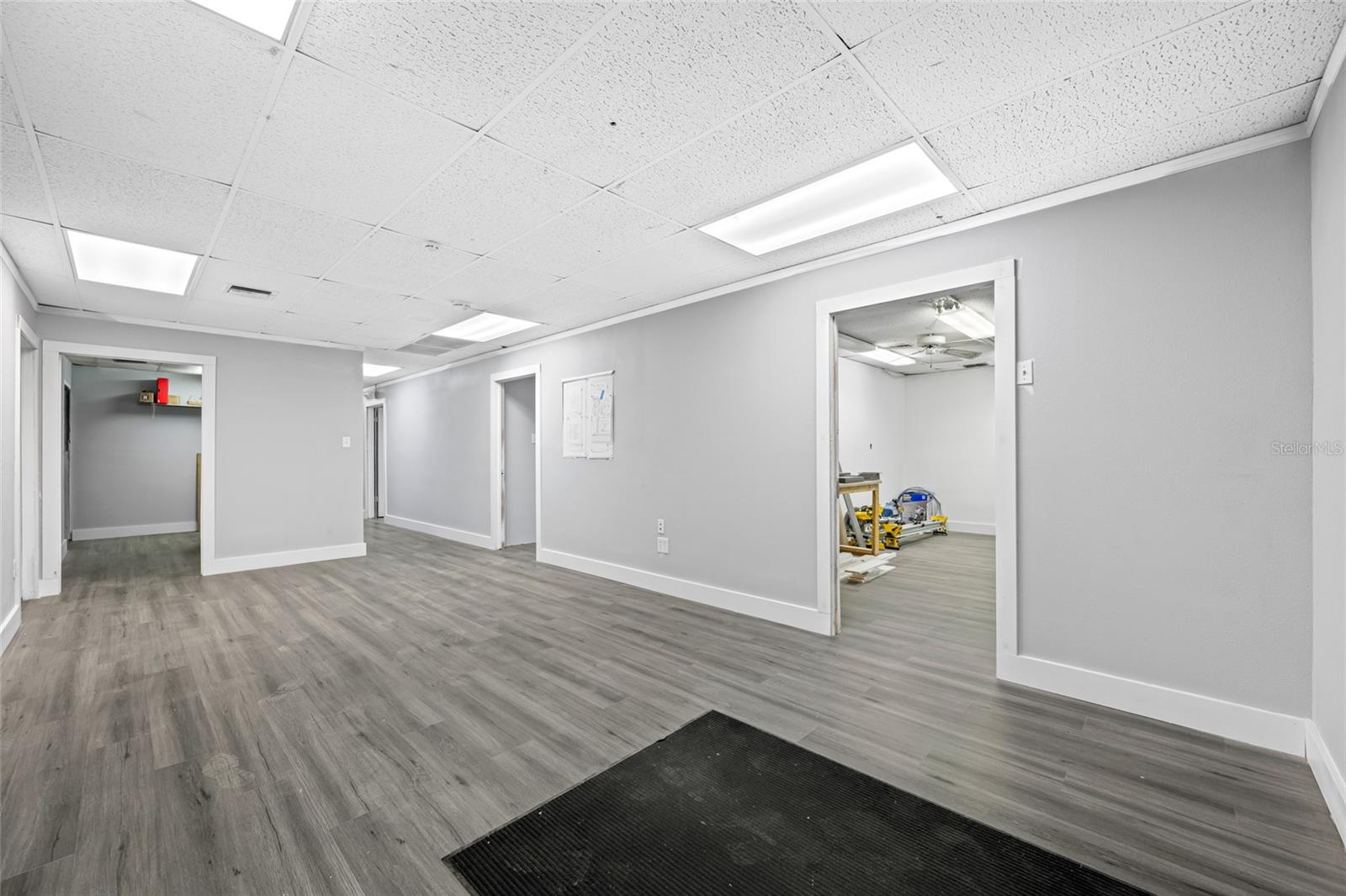 TB8466143 Property Photo 45