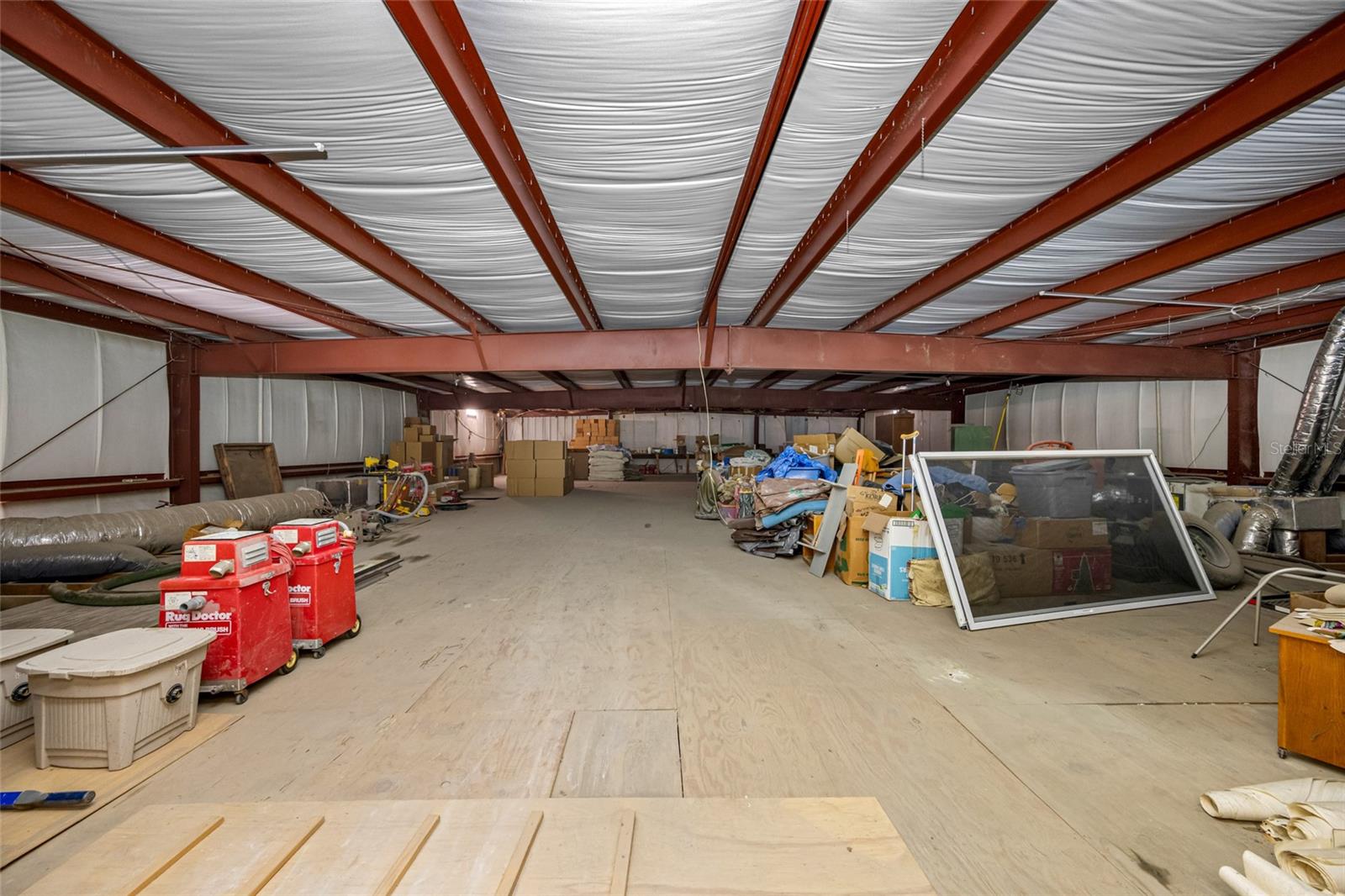 TB8466143 Property Photo 65