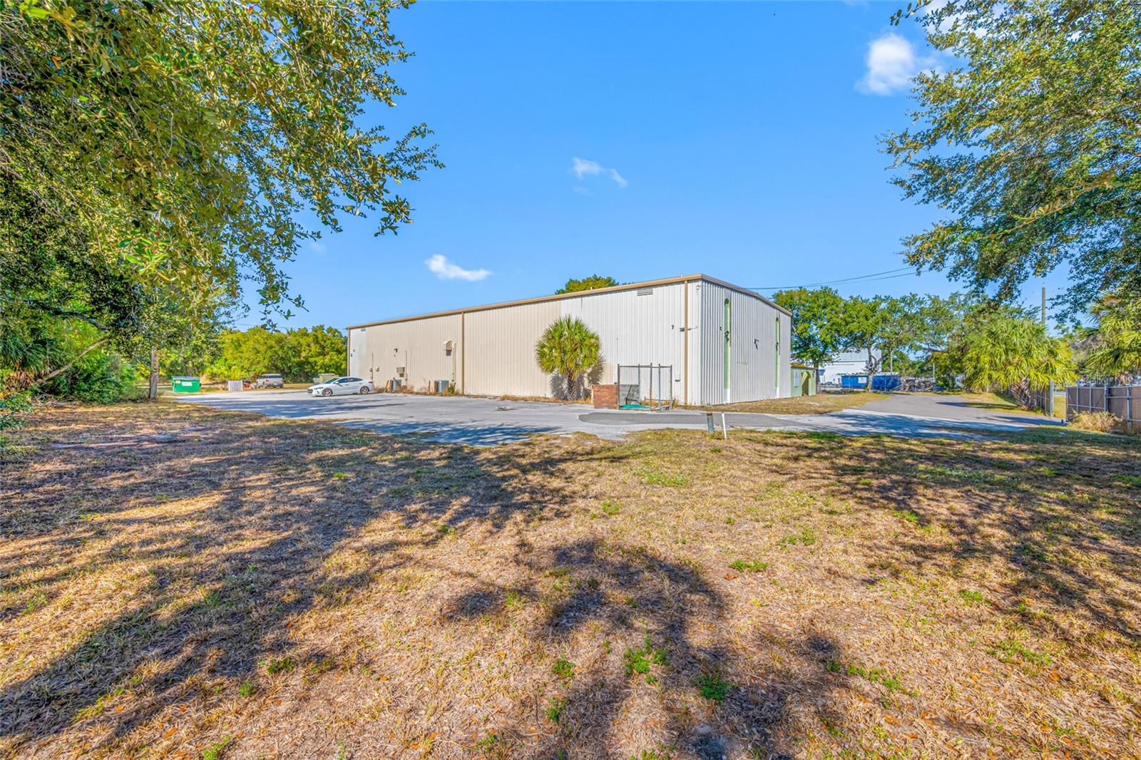 TB8466143 Property Photo 73