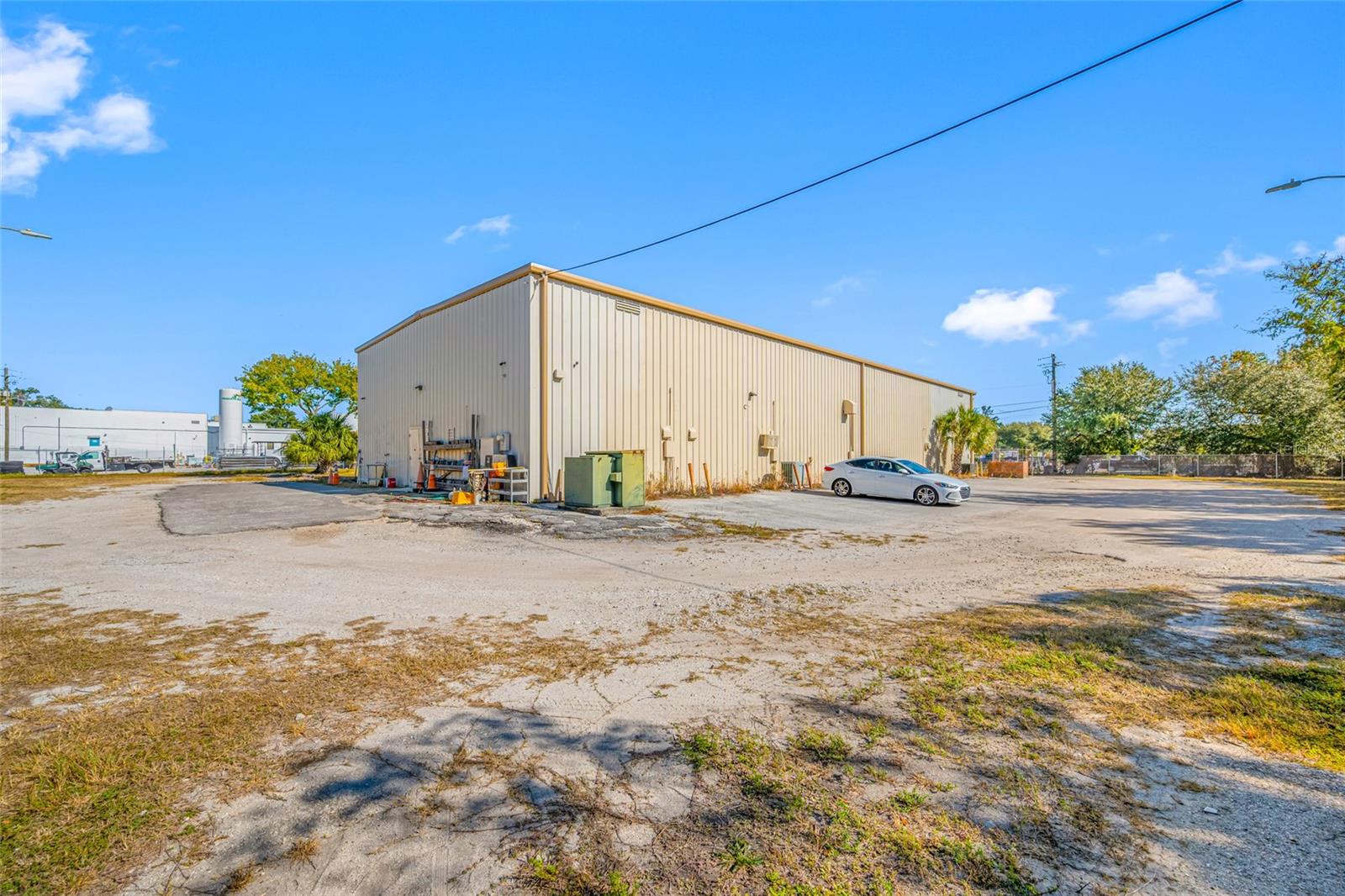 TB8466143 Property Photo 77