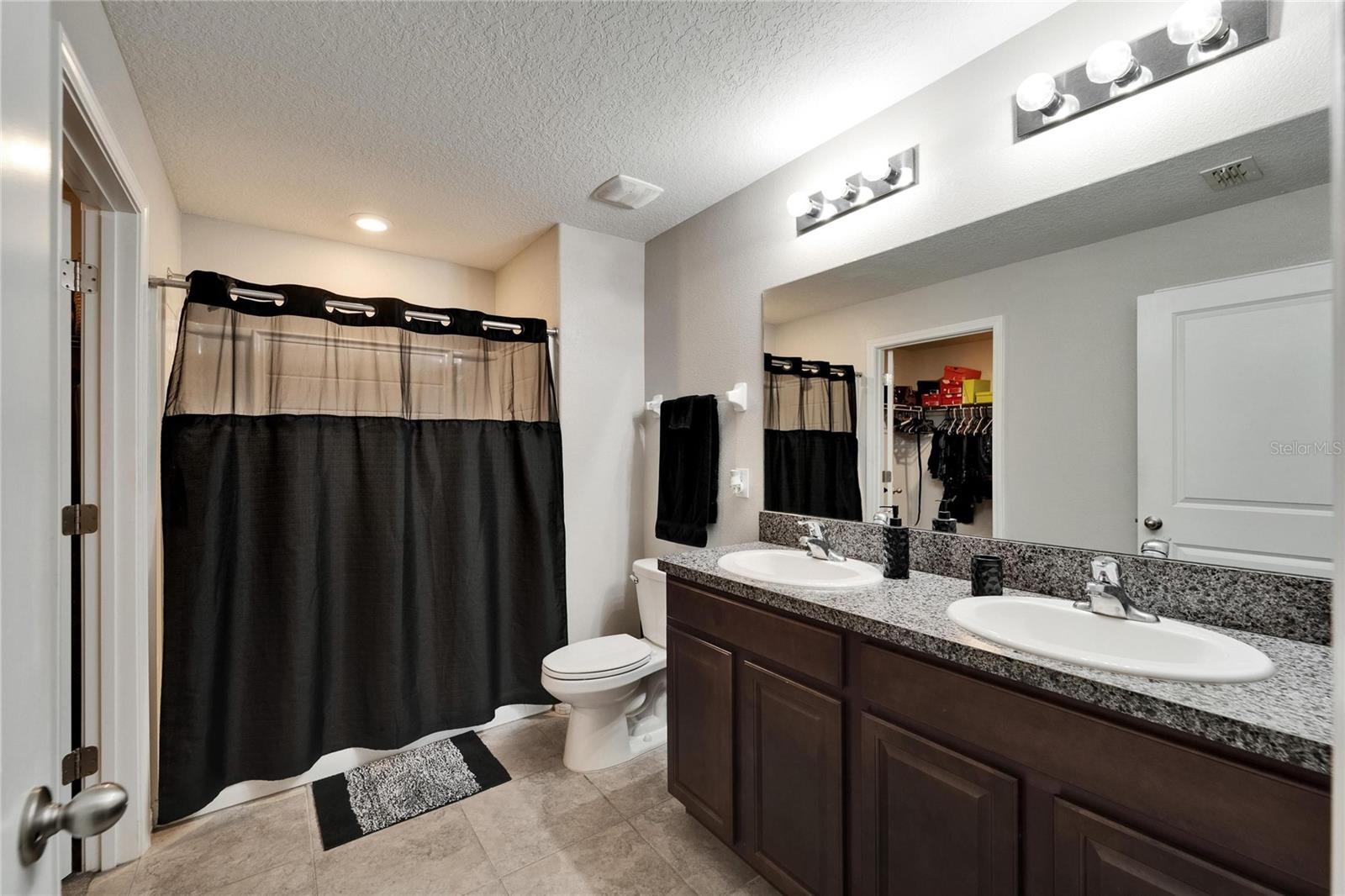 10119 Rose Petal Pl Property Photo 11