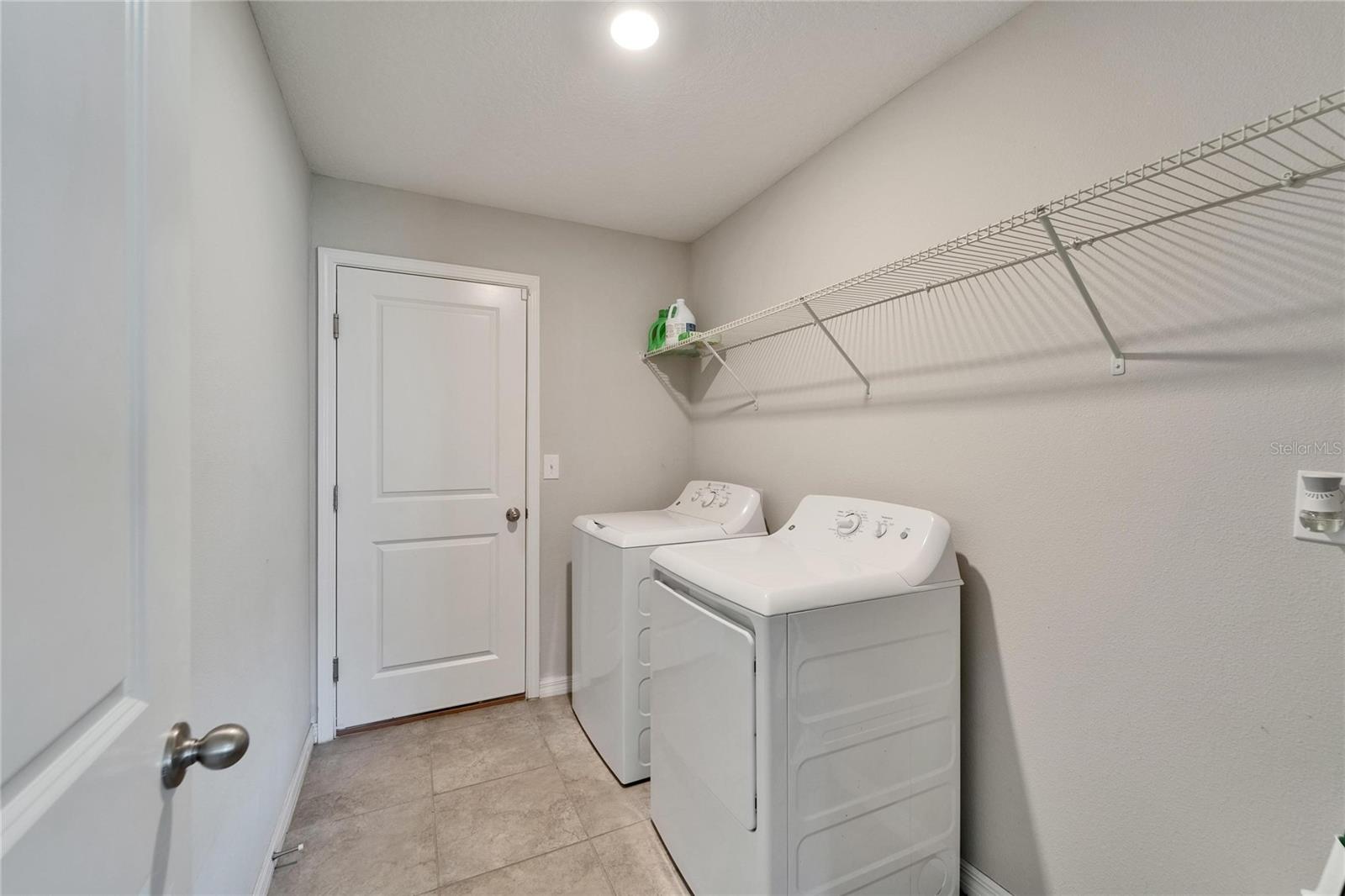 10119 Rose Petal Pl Property Photo 18