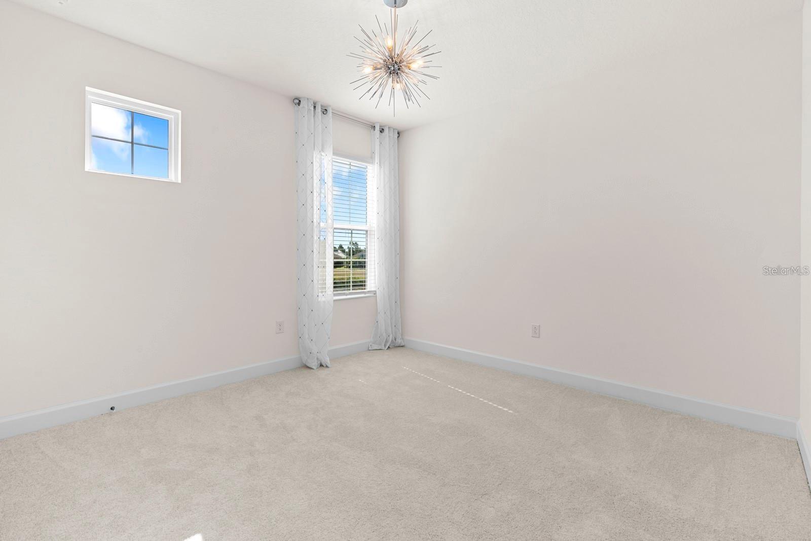 933 Signet Dr Property Photo 34