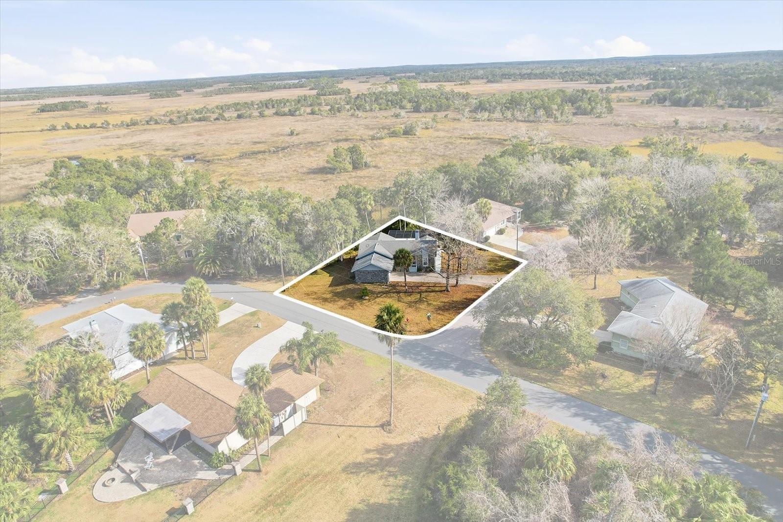 4601 S Gator Loop Property Photo 2