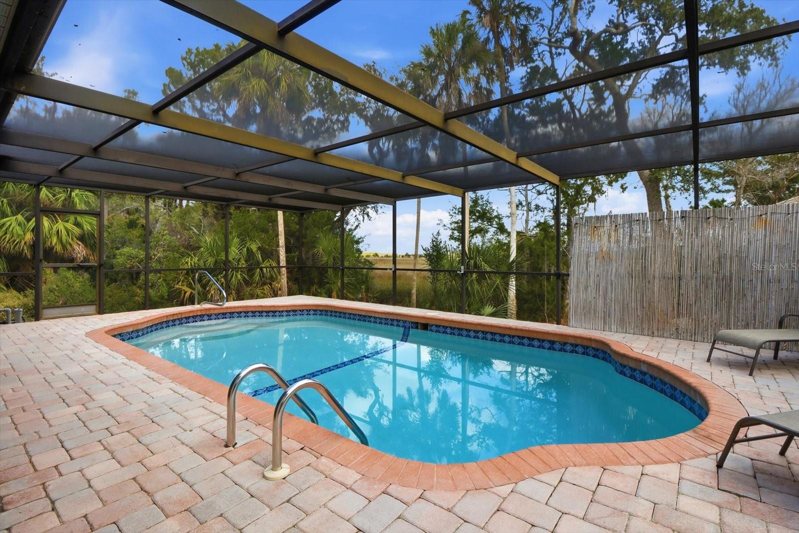 4601 S Gator Loop Property Photo 3
