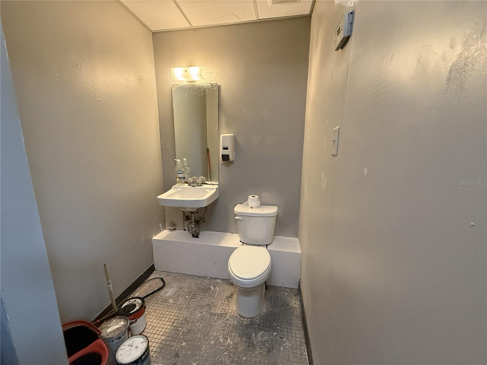 2007 W Kennedy Blvd #a Property Photo 5