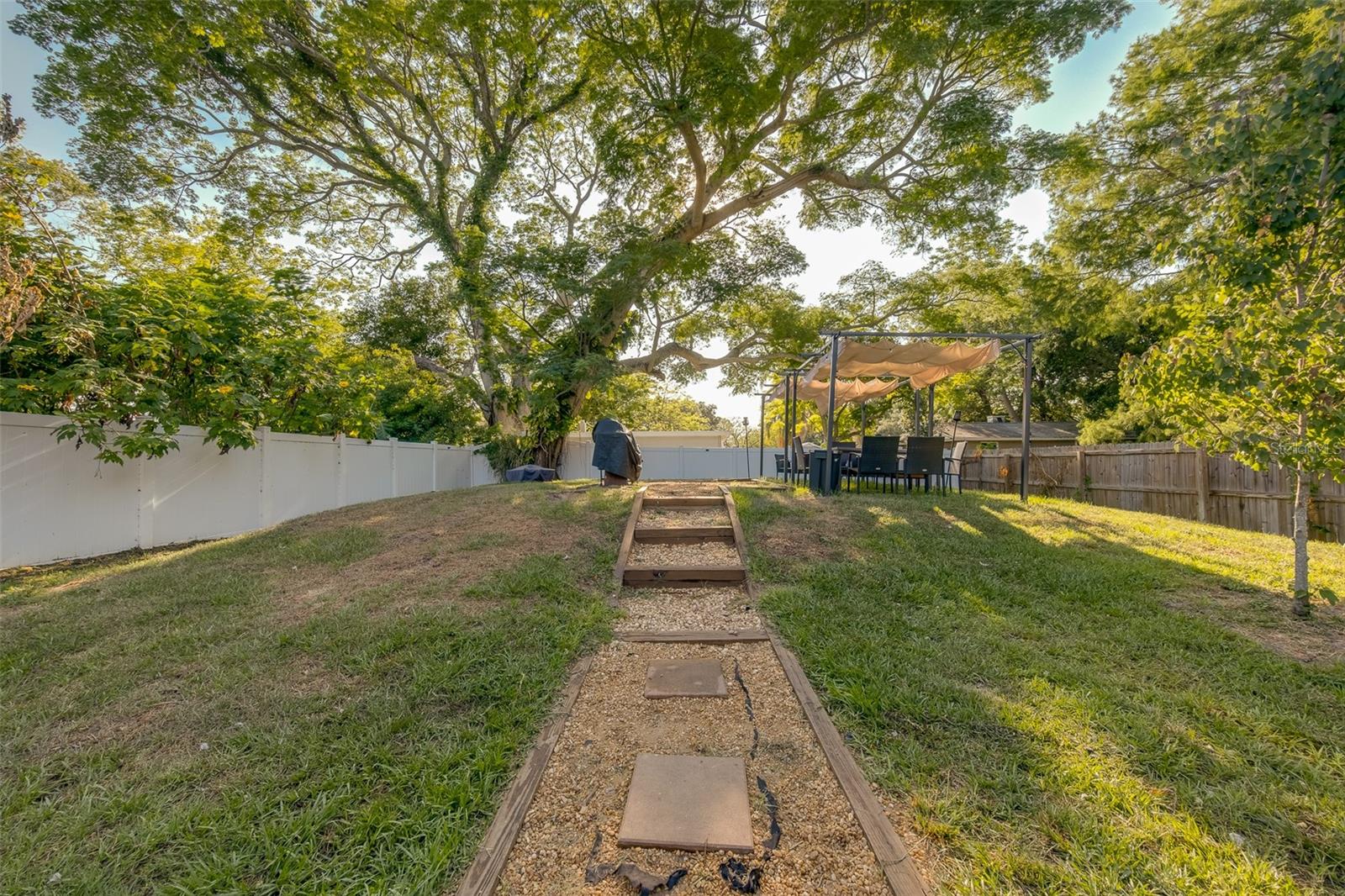 1814 Sylvan Dr Property Photo 26