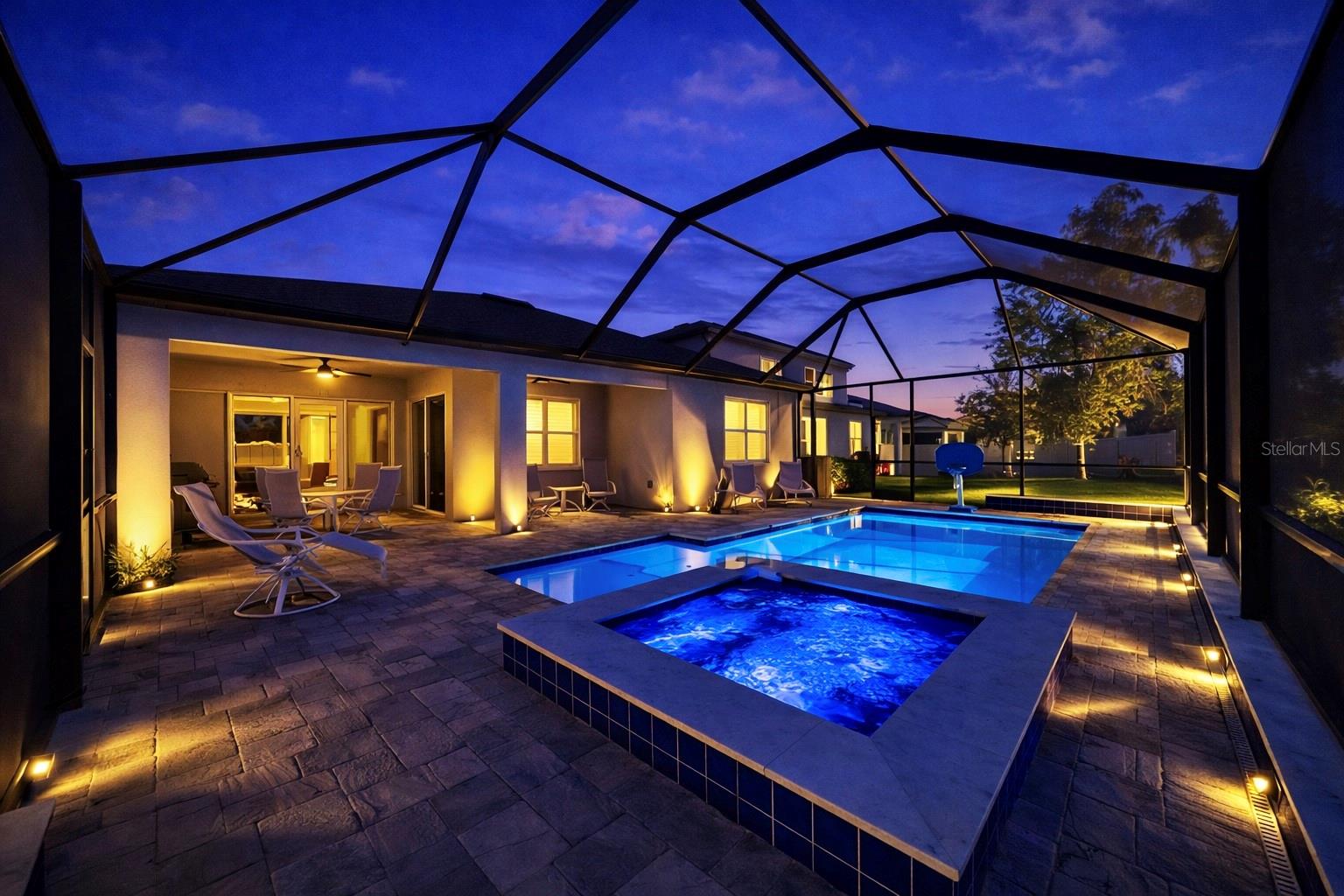 14115 Hammock Crest Way Property Photo 2