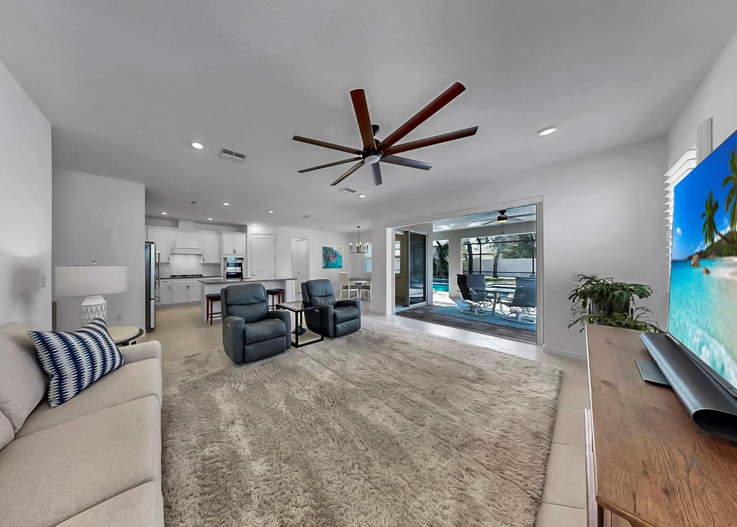 14115 Hammock Crest Way Property Photo 13