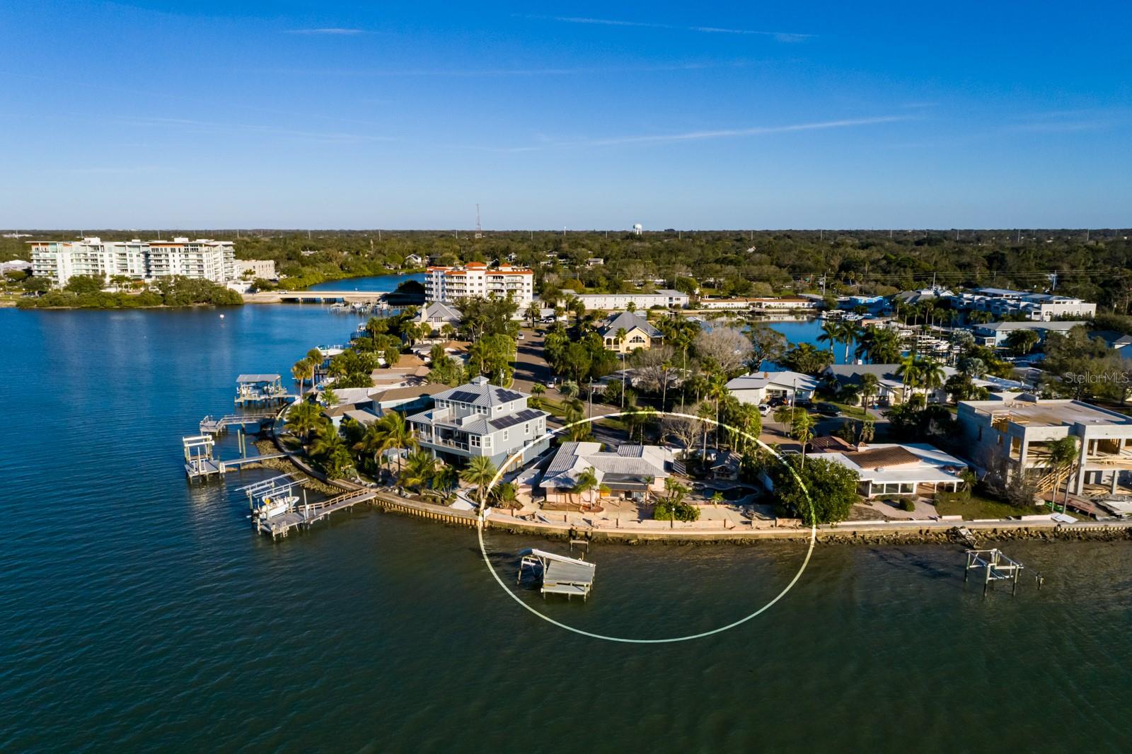 1844 Venetian Point Dr Property Photo 13