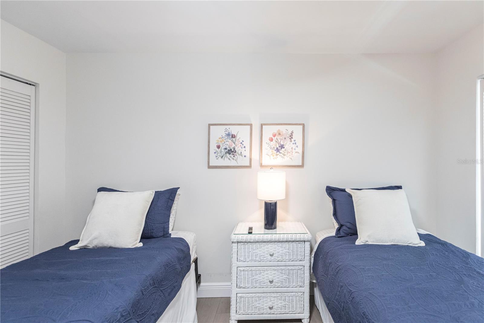 1055 W Peppertree Dr #106aa Property Photo 16