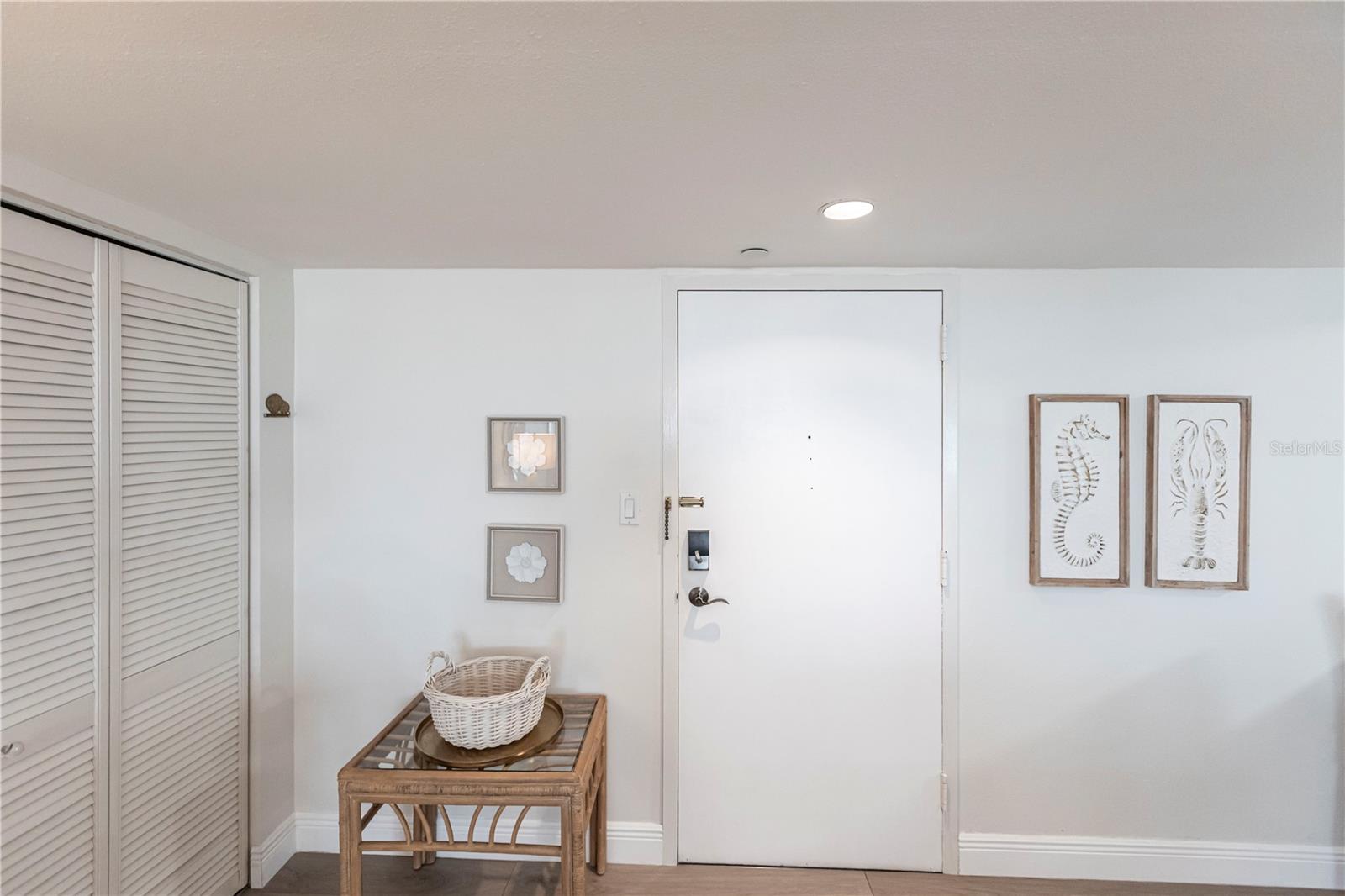1055 W Peppertree Dr #106aa Property Photo 20