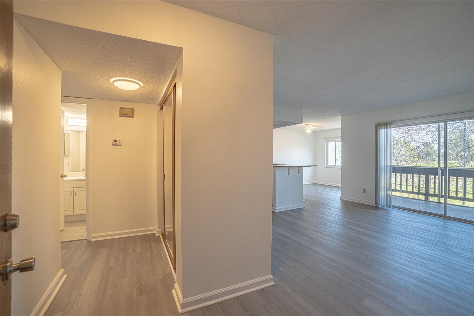 629 N Keene Rd #t11 Property Photo 4