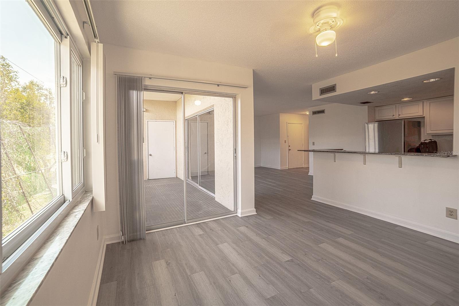 629 N Keene Rd #t11 Property Photo 5