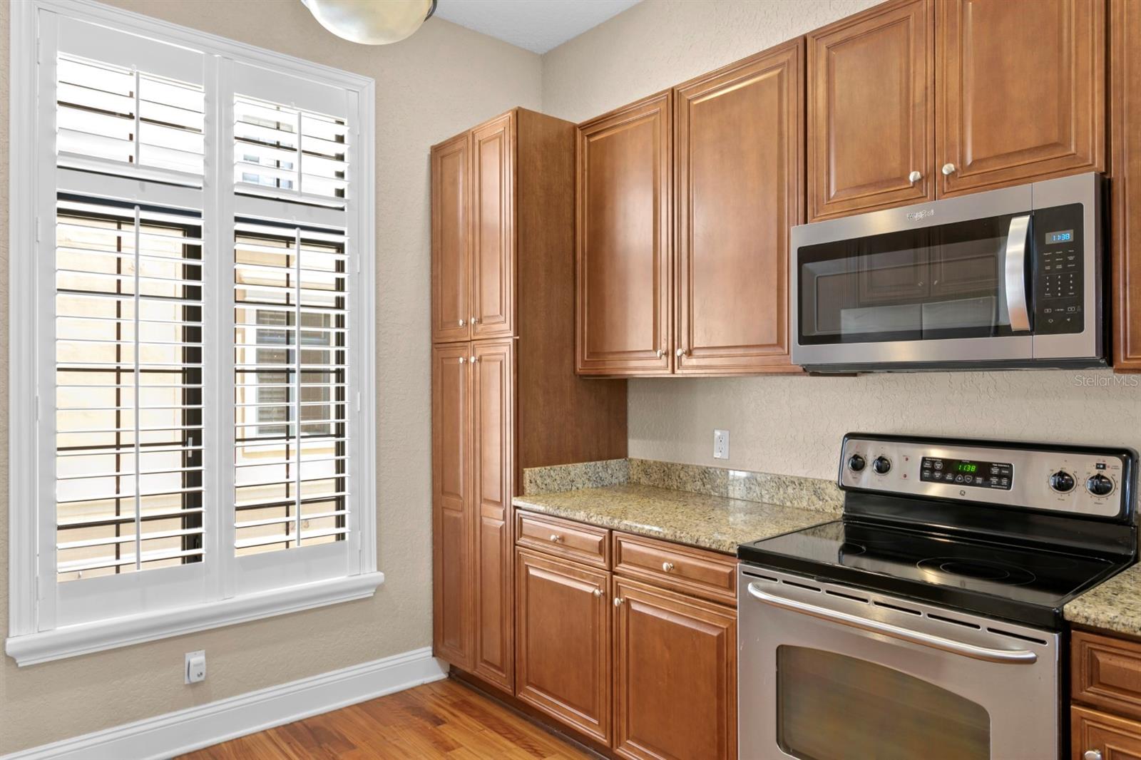 2226 Soho Bay Ct Property Photo 6