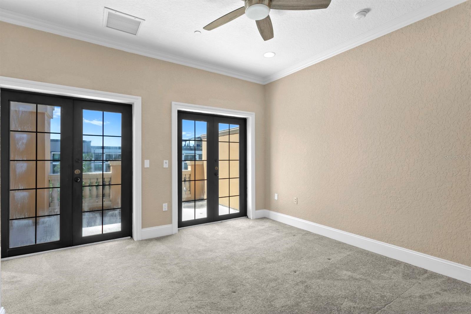 2226 Soho Bay Ct Property Photo 15