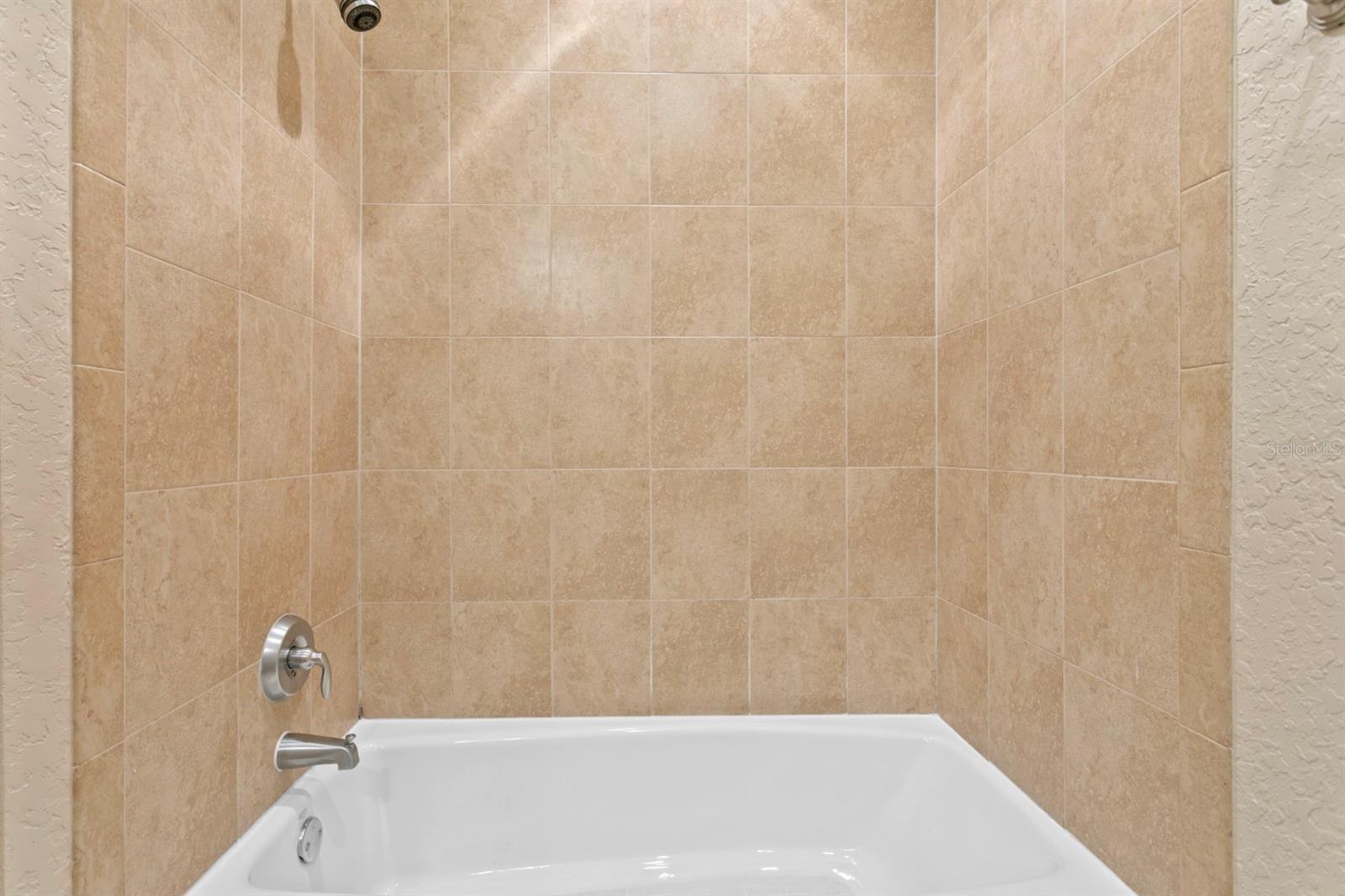2226 Soho Bay Ct Property Photo 24