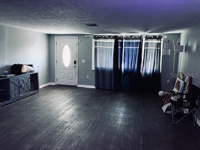 3841 Chaffey Dr Property Photo 2