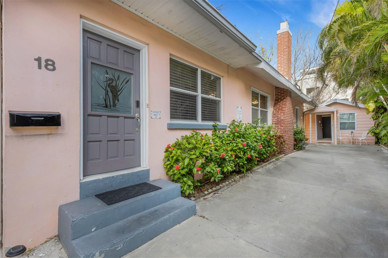 18 HEILWOOD ST Property Photo 1