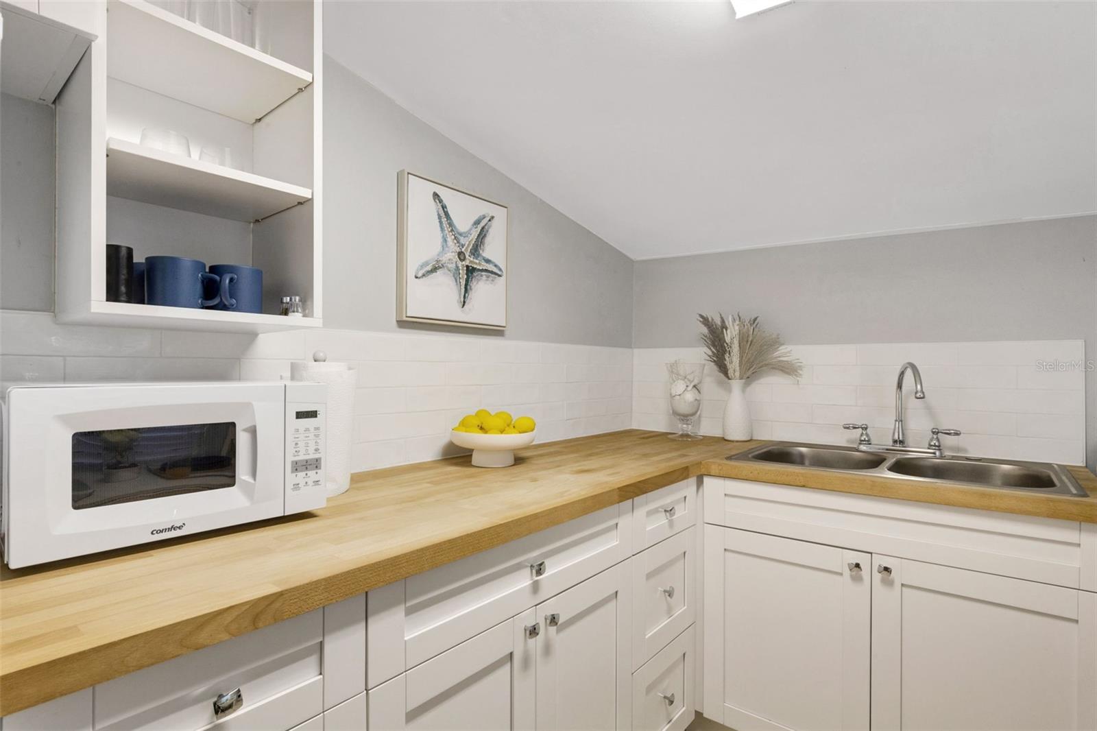 18 Heilwood St Property Photo 15