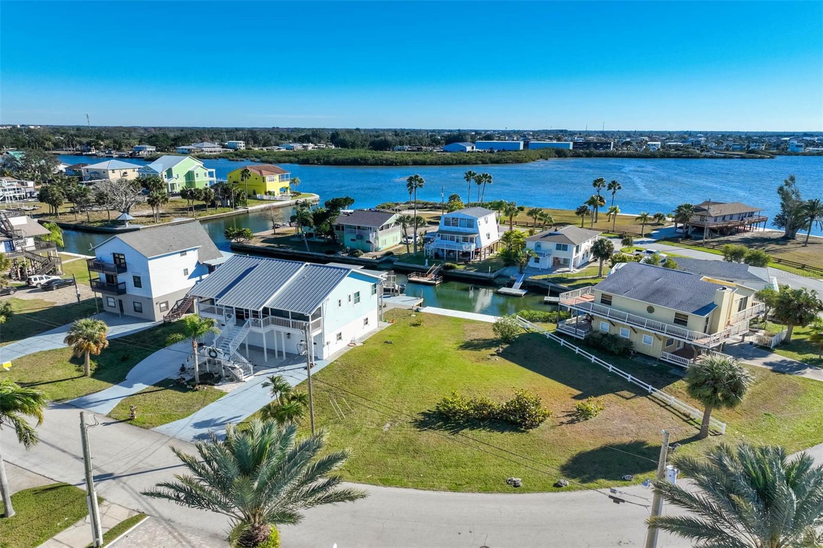 6424 Driftwood Drive Property Photo 1