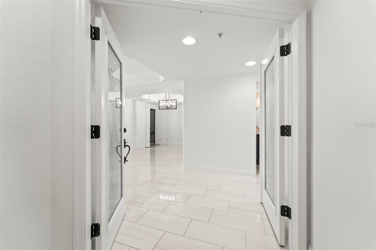 1645 Pinellas Bayway S #b2 Property Photo 5